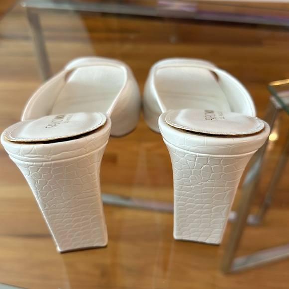 Fashion Nova Women Heels - Picture 5 of 8